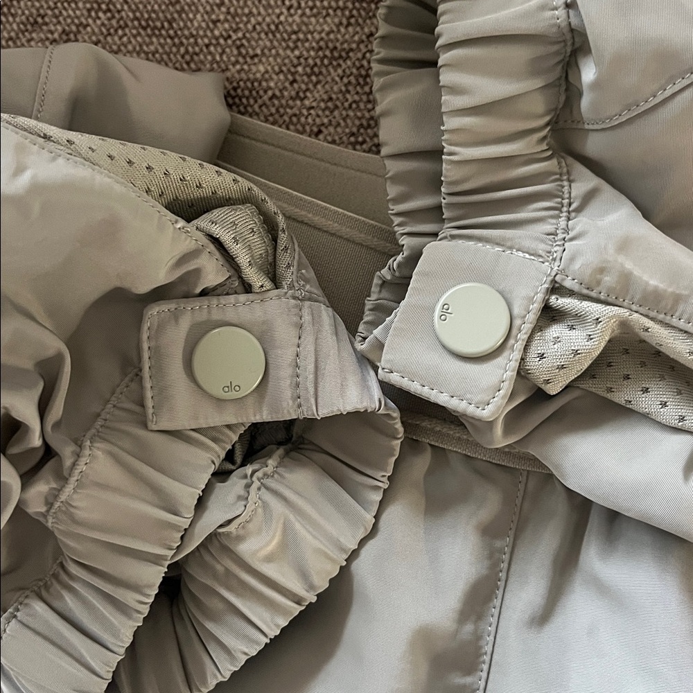 ALO YOGA Mixed Media Reinvention Jogger - Picture 6 of 11